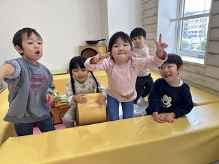 専門学校の保育ルーム楽しいな！