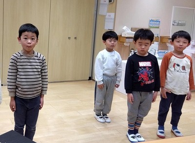 4歳児　卒園式の練習が始まったよ！
