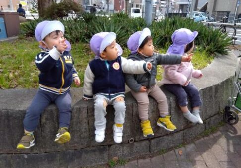 ０歳児　指さし