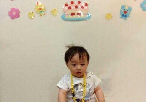 ひよこぐみ（０歳児クラス）☆誕生日会