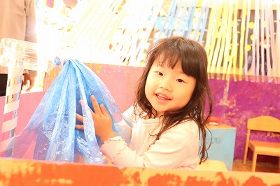 見て見て！手を洗ってるの♪