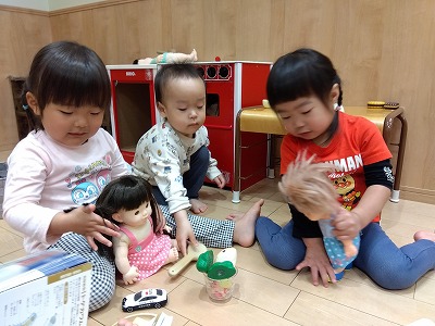 2歳児　おままごと大好き！