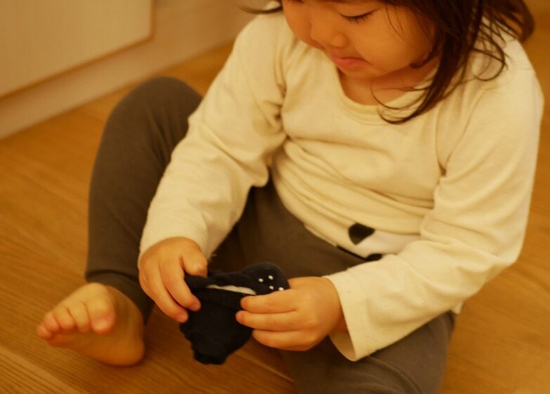 私は靴下から履くよ！