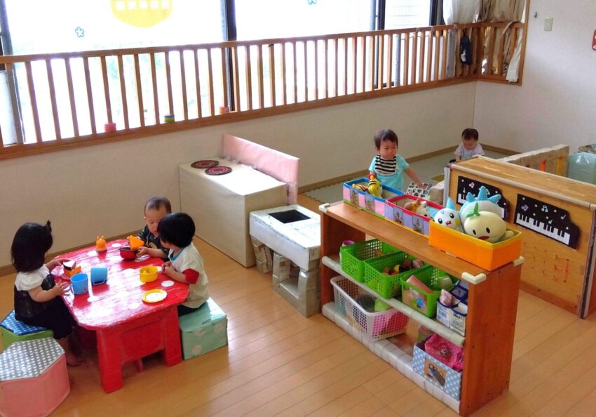 順次登園・自由遊び