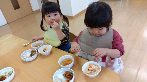 栄養士による自園調理の美味しい給食