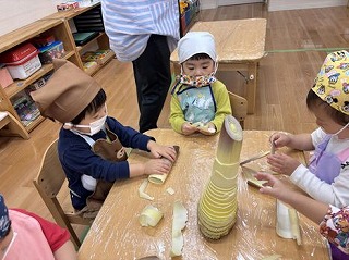 どこまでむくのかな？