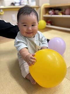 にこにこ０歳児さん