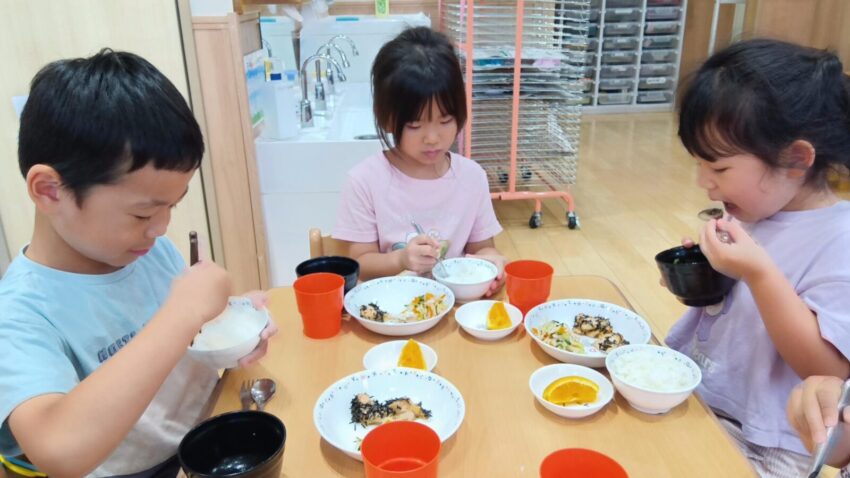 給食