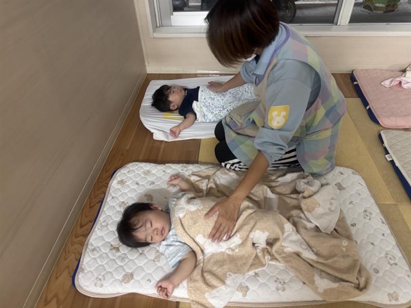 お昼寝