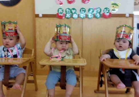 ０歳児クラス　「お誕生日おめでとう☆」