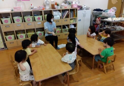 うさぎ組(2歳児クラス)☆6月食育